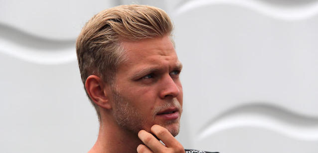 Magnussen: "Voglio restare in Renault"