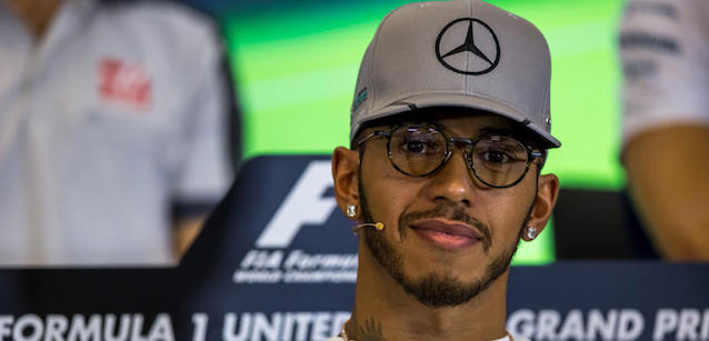 Hamilton: "Se va male volter&ograve; pagina"<br />Vettel non pensa al contratto
