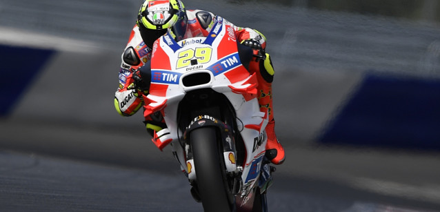 Iannone torna in pista<br />a Sepang sulla Ducati