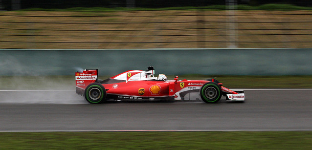 Shanghai - Libere 3<br />Vettel primo sul bagnato