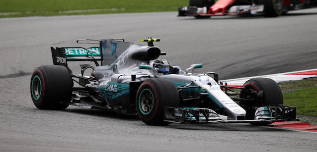 Hamilton: «La W08 &egrave; testarda: come me.<br />Non mi difender&ograve;, punto a vincere il GP»