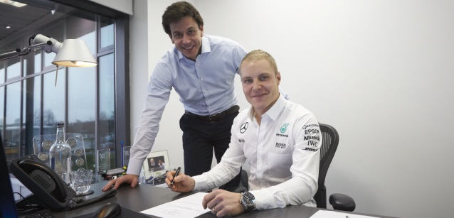 Mercedes annuncia Bottas<br />Rosberg ambasciatore AMG