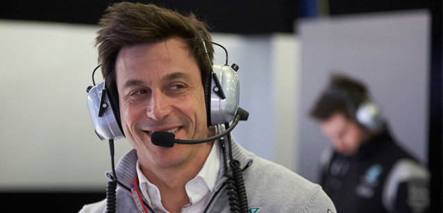 Wolff: «Regole per impedirci di vincere.<br />Hamilton? Forse un giorno in Ferrari...»