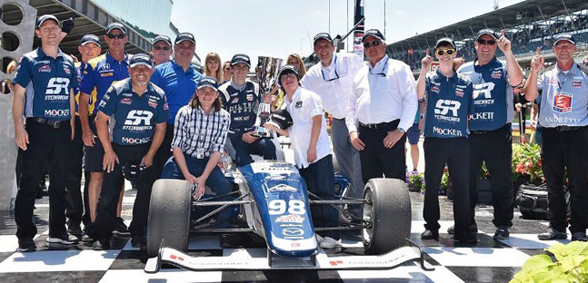 Indy Lights a Indianapolis<br />Herta batte O'Ward in volata