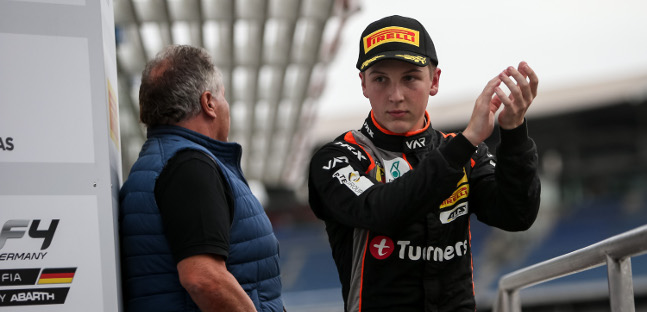 Lawson diventa junior Red Bull,<br />correrà con il team Motopark