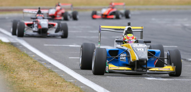 Toyota Racing Series a Taupo<br />Lawson torna leader, Armstrong a -5