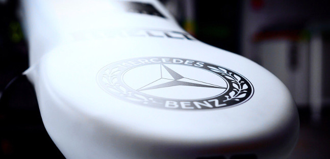 Festa Mercedes per i 200 GP in F1,<br />a Hockenheim una livrea speciale