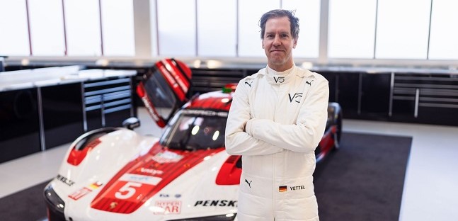 Vettel prover&agrave; la Porsche 963 LMDh<br />sul circuito spagnolo di Alca&ntilde;iz