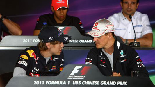 Shanghai - Libere 2<br>Le McLaren avvicinano razzo Vettel