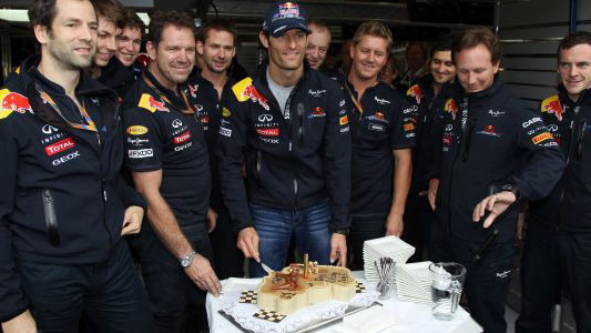 Red Bull conferma Webber per il 2012<br>'Ammucchiata' dei piloti del programma giovani