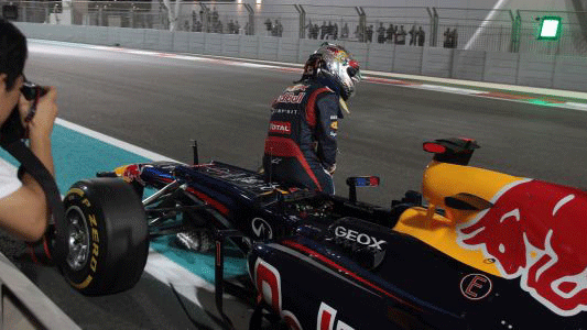 Abu Dhabi - Il fatto<br>Vettel escluso dal Q3, partir&agrave; dalla pit-lane