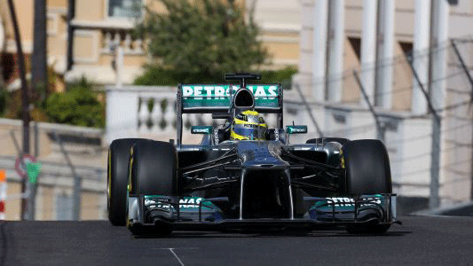 Pirelli replica alle accuse<br>Vettura 2013 scelta da Mercedes e FIA