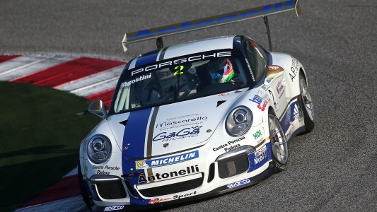 Agostini il pi&ugrave; veloce nei test di Misano<br>Cairoli vince la Scholarship Porsche!
