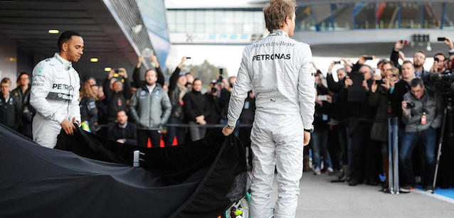 Si svela a Jerez la Mercedes W06<br />Debutto con Nico Rosberg