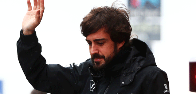 Alonso salta i test di Montmel&ograve;<br />Un forte colpo alla testa <br />la causa del malessere