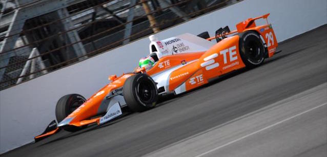 Indy, 1° turno<br />Andretti vola con De Silvestro e Wilson