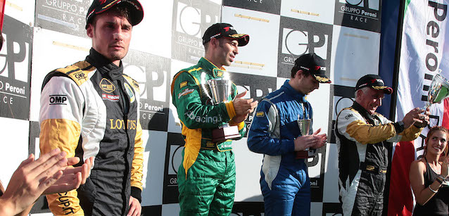 Melandri vince in Lotus Cup
