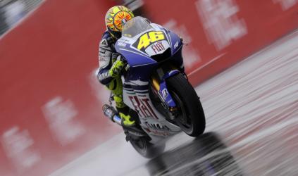 Indianapolis, Gara: <br> la bandiera rossa regala il successo a Rossi 