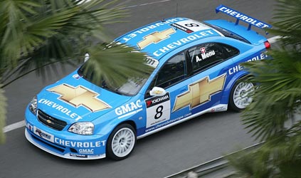 Pau, libere 3: Menu torna leader