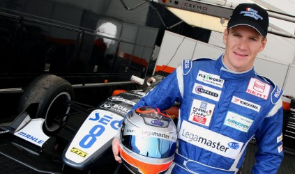 Nurburgring - Qualifica 1<br>quarta Pole di Carlo Van Dam 