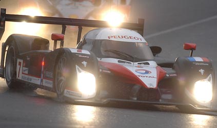 La Peugeot inizia con la pole<br>Il via sabato alle ore 15