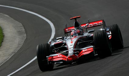 Indianapolis - Libere 2<br>Le Ferrari si avvicinano