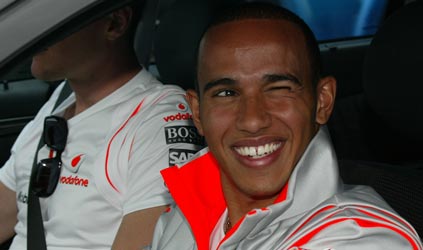 Magny-Cours - Libere 3<br>Lewis Hamilton fa sul serio