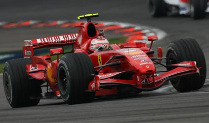 Magny-Cours - Gara<br>Raikkonen torna... Raikkonen