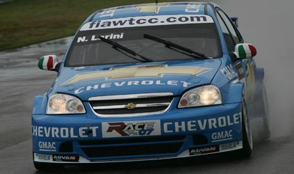 Anderstorp, gara 2: Rydell beffa Larini e Menu, trionfo Lacetti