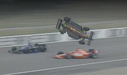 Michigan, gara: Kanaan in volata su Andretti, terrore Franchitti