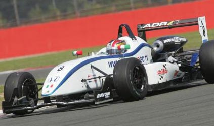 Silverstone, qualifica 2: Asmer in pole, sorprende la Mygale