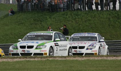Oschersleben, gara 2: Farfus vince e respinge Priaulx