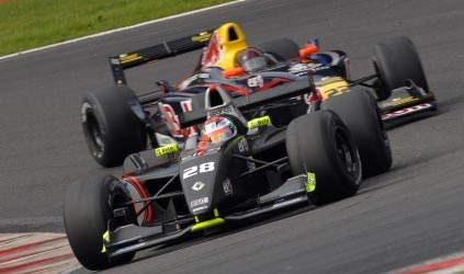 Prima Razia poi Cecotto con la<br>GD Racing per la fine stagione