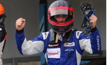 Brands Hatch, gara 2: D'Ambrosio campione, Llobell vincitore