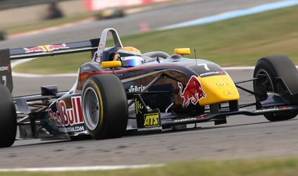 Nogaro, gara 2: Sebastien Buemi tiene aperto il campionato