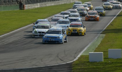 Monza, gara 2: doppietta TDI con Gené, Muller aggancia Priaulx
