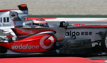 Alonso rompe con la McLaren<br>Nel suo futuro Red Bull con Brawn
