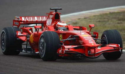 Primi giri a Fiorano per la Ferrari F2008 e Kimi Raikkonen