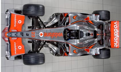 A Stoccarda la nuova McLaren<br>di Hamilton e Kovalainen