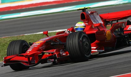 Sepang - Qualifica<br>Massa e Raikkonen in 1. fila