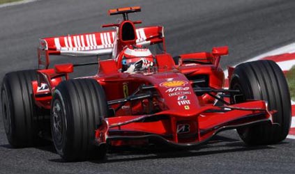Montmelò - Qualifica<br>Raikkonen frega la pole ad Alonso
