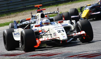 Monza, gara 2: super Van der Garde, Prema seconda