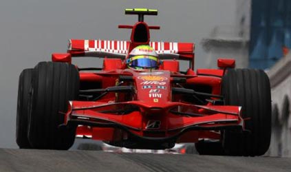 Istanbul - Libere 1<br>Massa ok, cambio ko per Kimi