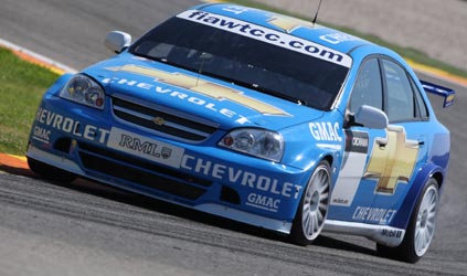 Valencia, libere 1: Alain Menu e la Chevrolet davanti