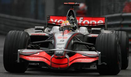 Monaco - Gara<br>Hamilton Super, Sutil Eroico