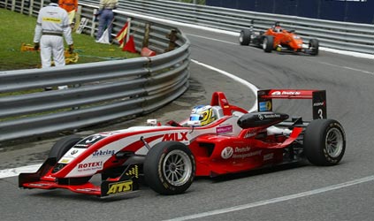 Pau, libere 1<br>Duello in città tra Mercedes e VW