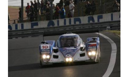 Le Mans - Ore 17<br>Mucke e la Lola-Aston quasi KO