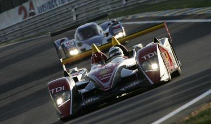 Le Mans - Ore 18<br>Peugeot in crisi, Capello è primo