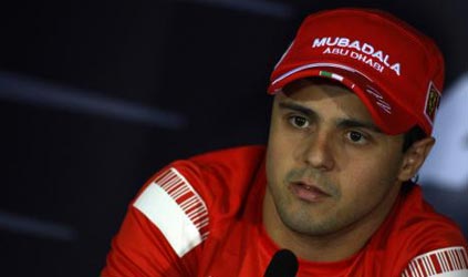Magny-Cours - Libere 1<br>Felipe Massa mette tutti in fila