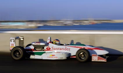 Bruno Senna inaugura il<br>circuito cittadino di Valencia